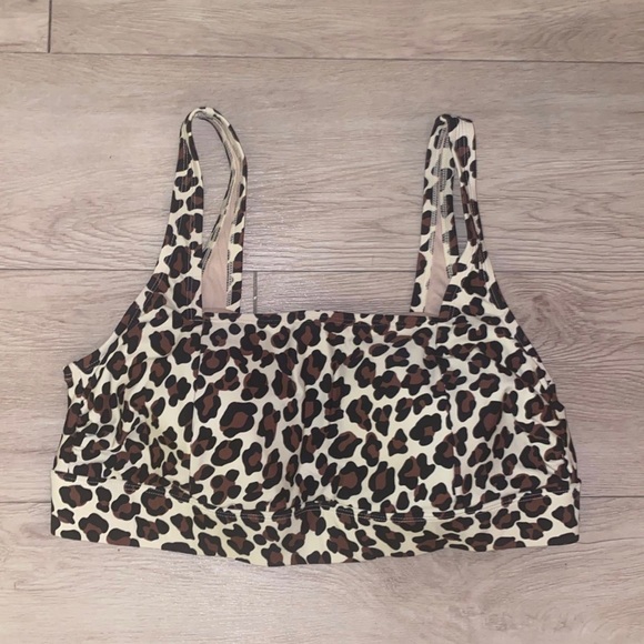 Kona Sol Other - NWOT Kona Sol Leopard Bikini Top